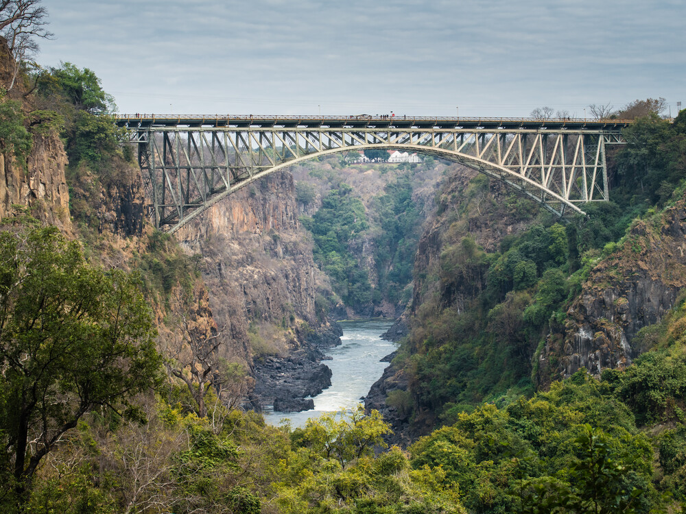 5-Day Hwange National Park, Chobe NP and Victoria Falls